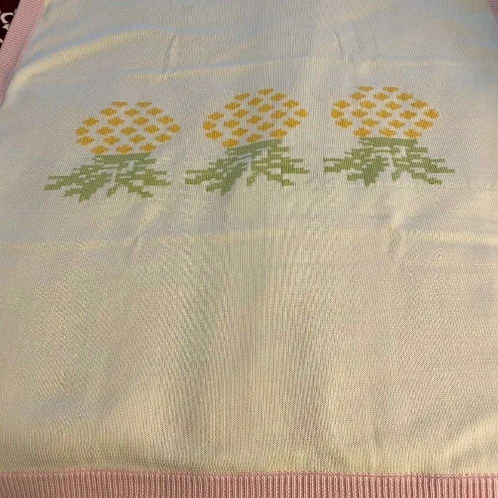 lL Borgo NWT Girls' Pineapple Embroidered Baby Blanket